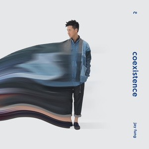 吴绮珊裸乳无奶罩写真
